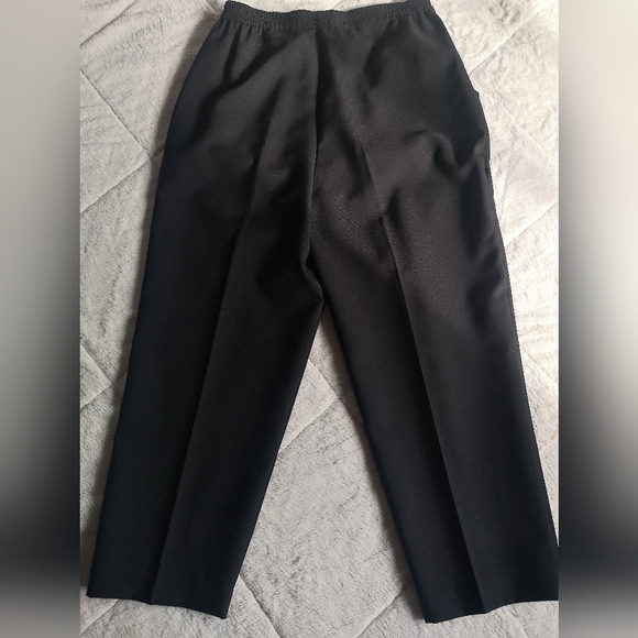 FairSet pants. - Picture 8 of 13